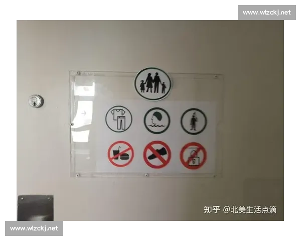 更衣室内外的细微声响与心理感受探究